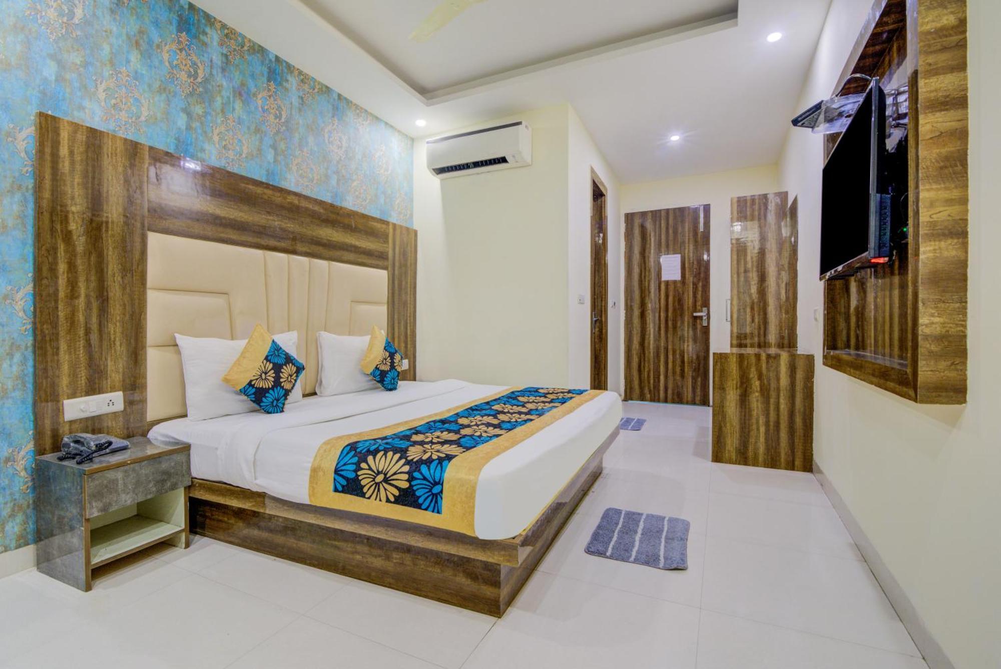 Hotel Smart Plaza By Smart Group นิวเดลี ภายนอก รูปภาพ