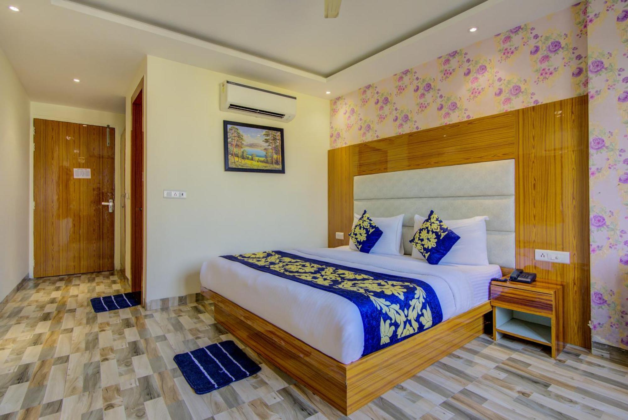 Hotel Smart Plaza By Smart Group นิวเดลี ภายนอก รูปภาพ